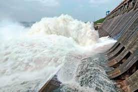 ଖୋଲିଲା ହୀରାକୁଦ ଡ୍ୟାମ୍ ୫ଟି ଗେଟ୍‌, ନିଷ୍କାସିତ ହେଲା ଚଳିତ ବର୍ଷର ପ୍ରଥମ ବନ୍ୟାଜଳ