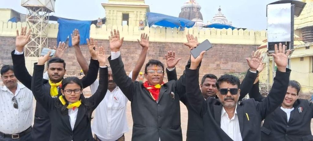 ଶ୍ରୀମନ୍ଦିର ପ୍ରକଳ୍ପ ଅନୁଧ୍ୟାନ କଲା ଆଇନଜୀବୀ କମିଟି ସଦସ୍ୟ