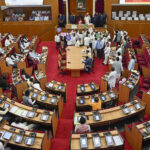 ବିଧାନସଭା ପ୍ରଶ୍ନର ଉତ୍ତର ରଖିଲେ ବିଭାଗୀୟ ମନ୍ତ୍ରୀ : ୨୫ଟି ଶିଳ୍ପାନୁଷ୍ଠାନକୁ କାରଣ ଦର୍ଶାଅ ନୋଟିସ୍‌