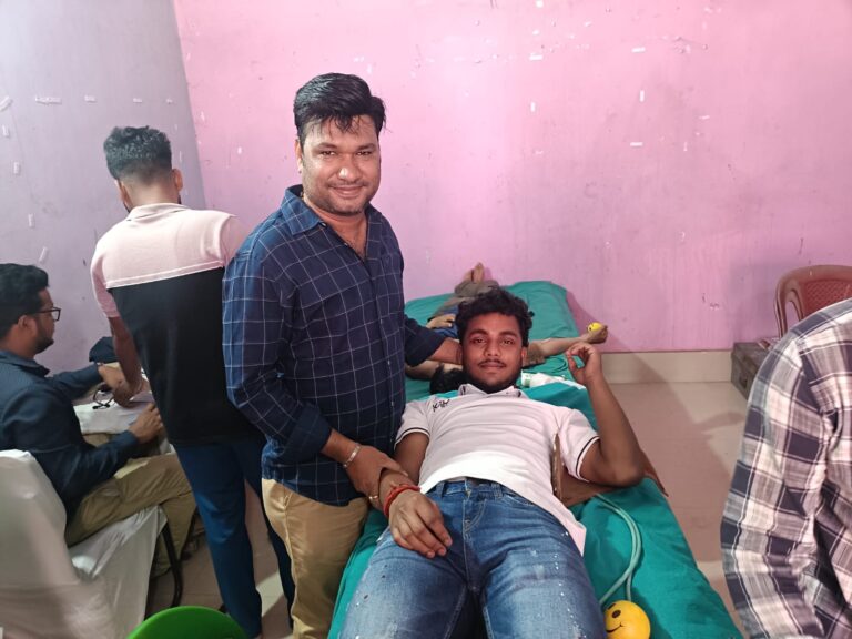 ଚୌଦ୍ୱାର ଆମ୍ବିସନ କ୍ଲବରେ ମେଗା ରକ୍ତଦାନ ଶିବିର